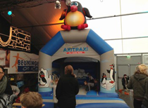 springkussen pinguin